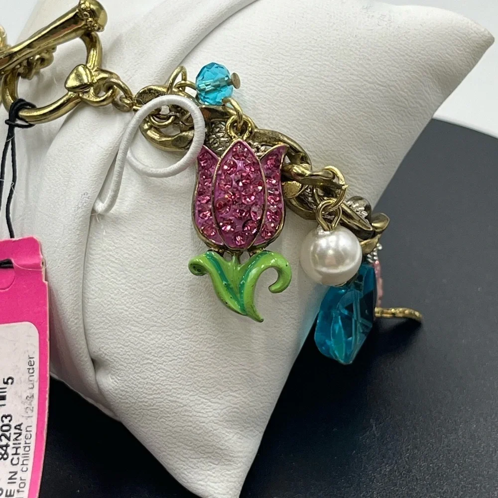 Betsey Johnson 